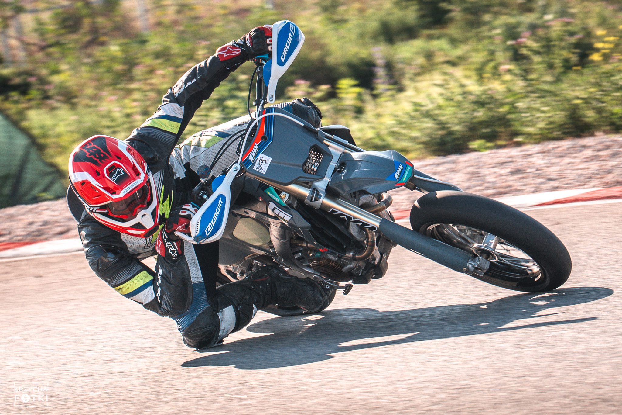 SMK-450-MOTO-4T-FI